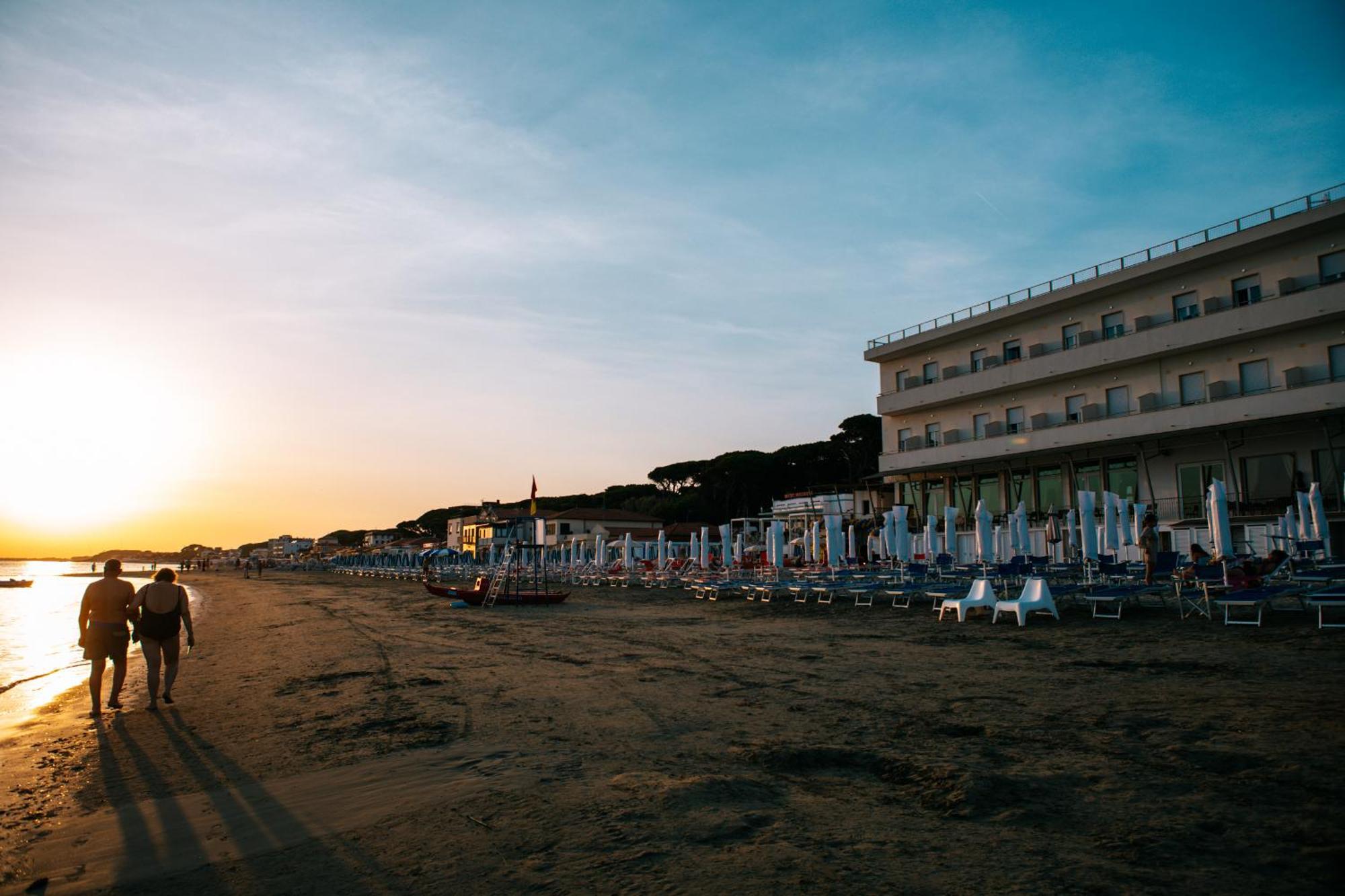 Hotel Parrini Follonica Luaran gambar